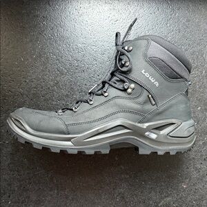 Lowa Men's RENEGADE EVO GTX MID - DEEP BLACK